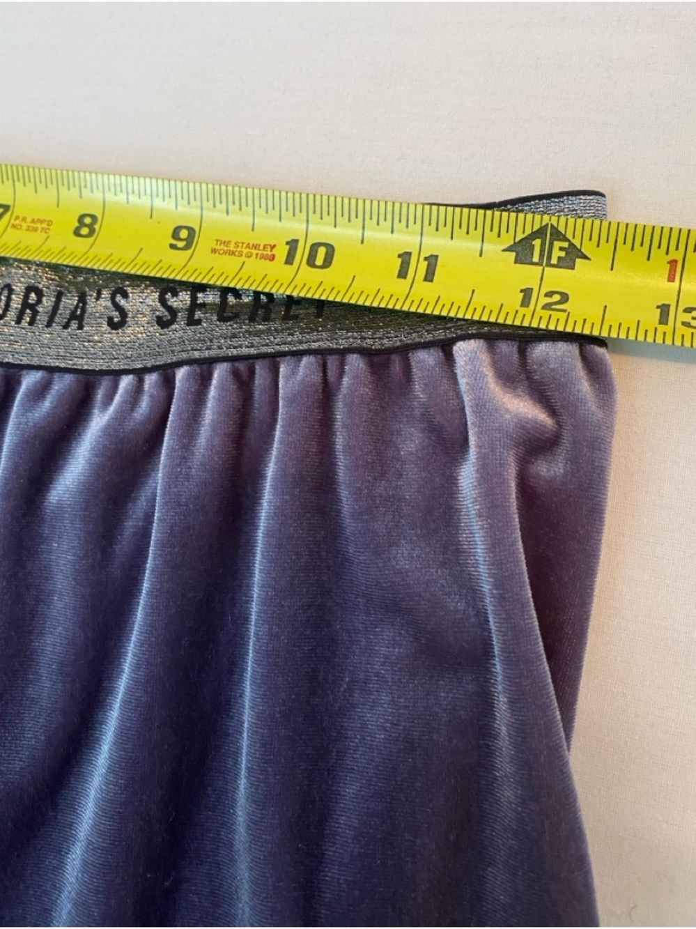 Victoria's Secret Purple Velvet Leggings Women’s Size Medium - Picture 3 of 7